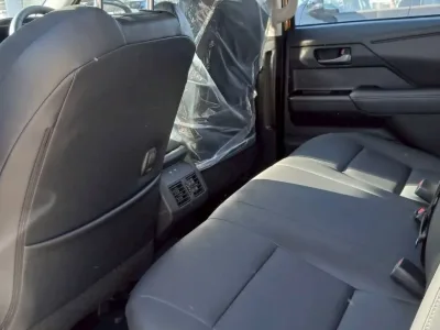 2026 TOYOTA TRAVO OVERLAND PLUS DOUBLE CAB 4x4