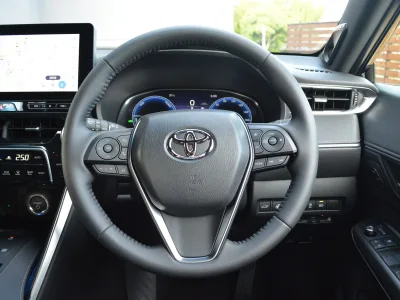2026 Toyota Harrier 2.5 Hybrid Z for export from Japan