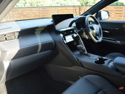 2026 Toyota Harrier 2.5 Hybrid Z for export from Japan