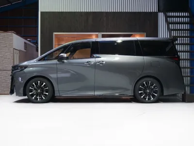 2026 Toyota Velfire Hybrid 2.5 Executive Lounge E-Four 4WD