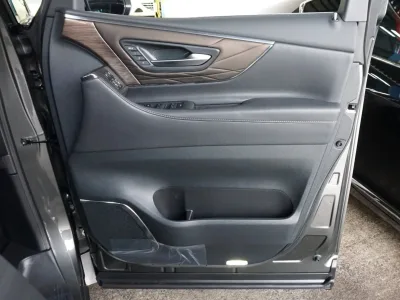 2026 Toyota Velfire Hybrid 2.5 Executive Lounge E-Four 4WD