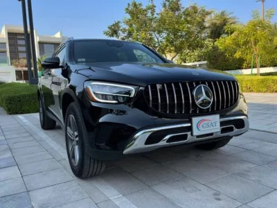 2020 Mercedes-Benz GLC 300 SUV (2.0L inline-4 turbo engine) Left Hand Model (No.680649) for export from Japan