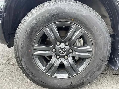 2025 Toyota Hilux 2.4 Z Diesel Turbo 4WD for export from Japan