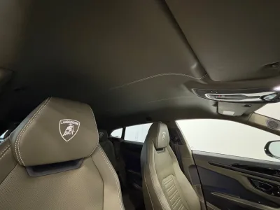2025 Lamborghini Urus SE 4WD RHD – Verde Turbine Lucido for export from Japan