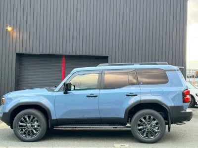 2026 Toyota Land Cruiser 250 2.8 ZX Diesel Turbo 4WD (Blue) for export from Japan