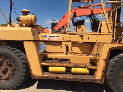 Mitsubishi FD200 20-ton Diesel Forklift ( Made in Japan) (No.780606) for export from Japan