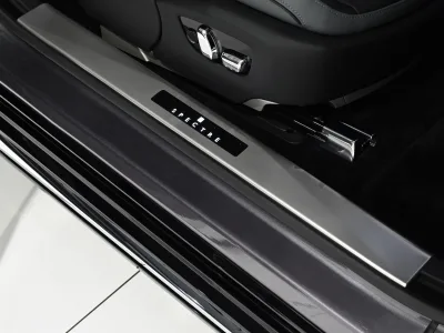 2025 Rolls-Royce Spectre - The Pinnacle of Luxury (No.550992) for export from Japan