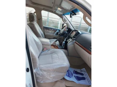 2014 TOYOTA Land Cruiser VXR 4.6L V8 model Gcc spece full option (No.830812) for export from Japan