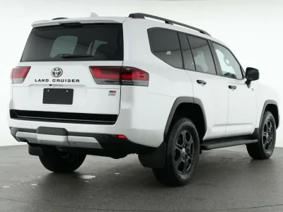 2026 Toyota Land Cruiser GR Sport Auto 4x4 for export from Japan