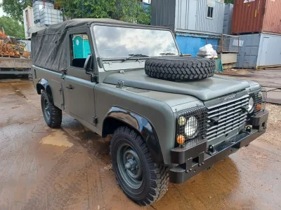 Classic Mid-1980s Land Rover 110 (Defender) for export from Japan