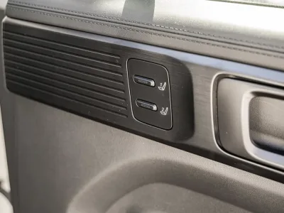 2025 Hyundai Santa Fe Hybrid Calligraphy AWD for export from Japan