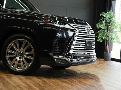 2025 Lexus LX 600 Executive 4WD - The Ultimate Luxury SUV (No.960999) for export from Japan