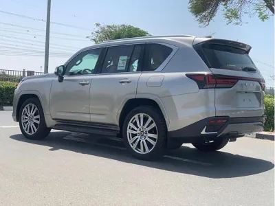 2022 Brand New Lexus LX600 7 Seats LHD VIP Pkg (No.689505) for export from Japan
