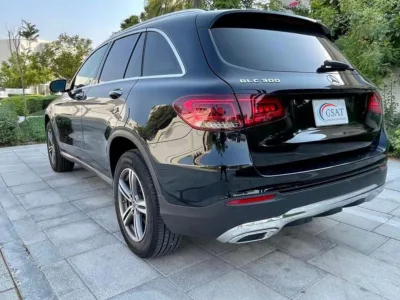 2020 Mercedes-Benz GLC 300 SUV (2.0L inline-4 turbo engine) Left Hand Model (No.680649) for export from Japan