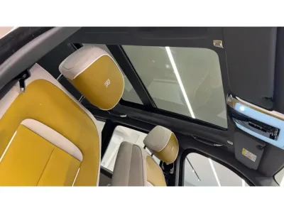2025 Rolls-Royce Cullinan Right-Hand Drive SUV (No.109054) for export from Japan