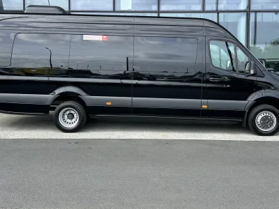 2026 Mercedes-Benz Sprinter 519 ELWB Minibus RWD — 21 Seats for export from Japan