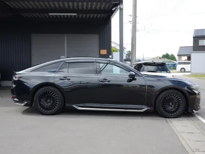 2026 Toyota Crown 2.5 Z THE 70th Hybrid for export from Japan