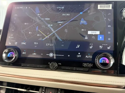 2025 Lexus LM 500h Version L 4WD for export from Japan