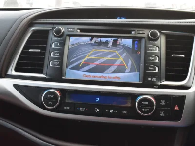 2019 Toyota kluger push start (No.830771) for export from Japan