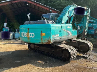 Kobelco for export from Japan
