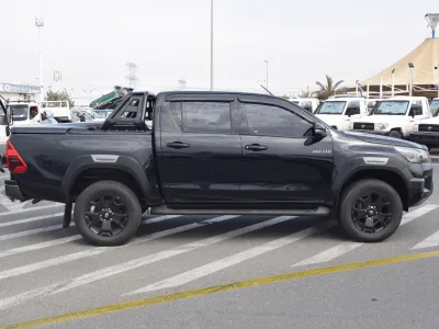 Toyota HiLux Rogue ( No-830696) for export from Japan