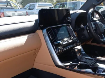 2025 LEXUS LX500D SPORTS LUXURY SUV (No.J0858) for export from Japan