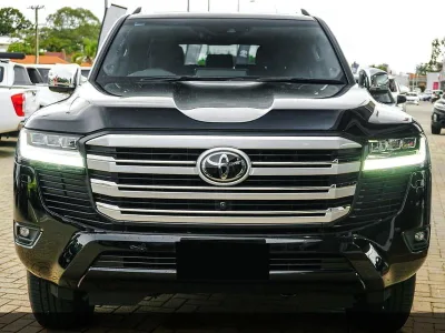 2025 Toyota Land Cruiser Sahara (No.480797)