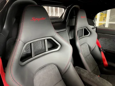 2020 Porsche 718 Spider Sports Car (No.960465) for export from Japan