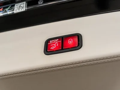2023 Mercedes-Benz GLS600 Maybach 4MATIC for export from Japan