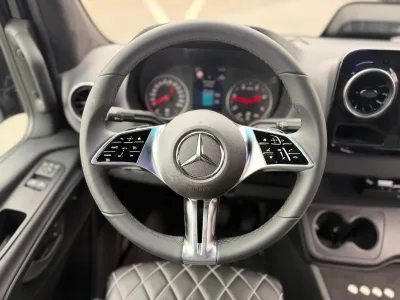 Mercedes-Benz Sprinter 519 CDI VIP / 20+1 Seats, 9-Speed Automatic for export from Japan