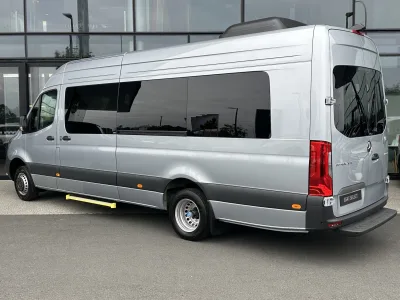 2026 Mercedes-Benz Sprinter 519 ELWB Minibus RWD — 17 Seats for export from Japan