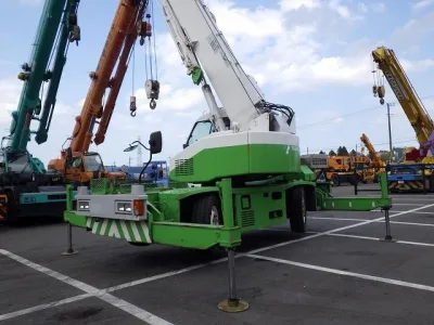 2005 TADANO GR120 CRANE for export from Japan