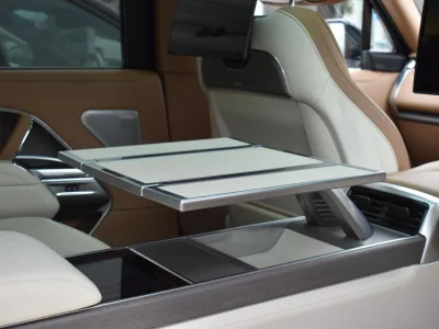 2024 Land Rover Range Rover SV Signature Suite 4.4L P615 Long Wheelbase 4WD for export from Japan