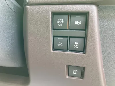 2025 Toyota Alphard Plug-in Hybrid Executive Lounge E-Four 4WD for export from Japan