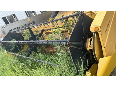 NEW HOLLAND TX30 (HST HYDRAULIC CONTROL) COMBINE HARVESTER (No.J0820) for export from Japan