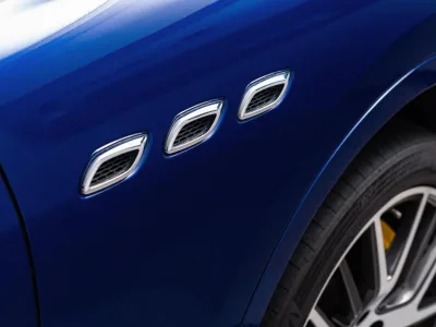 2020 Maserati Levante 4WD for export from Japan