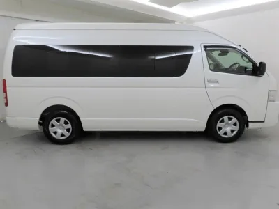 2025 Toyota Hiace Commuter 2.8 GL Diesel Turbo 14 seater (No.961014) for export from Japan