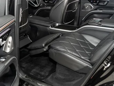 2026  MERCEDES-MAYBACH EQS680 4MATIC SUV  ULTRA LUXURY EV for export from Japan