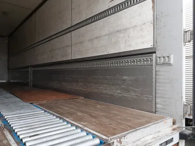2011 Isuzu Giga large Aluminum Wing LKG-CYJ77A used truck (No.920773) for export from Japan