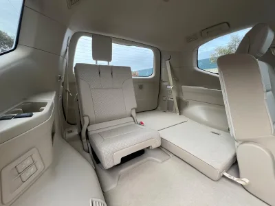 2025 Toyota Land Cruiser Sahara – The Ultimate 7-Seater Luxury SUV (No.J1047) for export from Japan