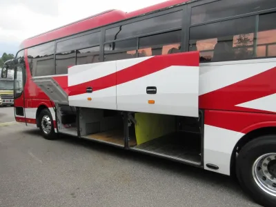 2017 Hyundai Universe Bus 55 Seater- The Ultimate Choice for Group Travel (No.341015) for export from Japan