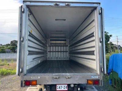 2003 Mitsubishi Fuso Fighter 4000kg Freezer Truck (No.J0758) for export from Japan