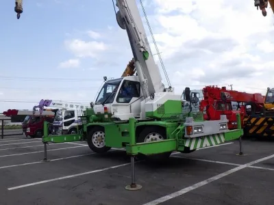 2005 TADANO GR120 CRANE for export from Japan