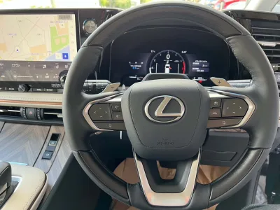 2025 Lexus LM 500h Executive 4WD Modelista MPV (No.960946) for export from Japan