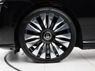 2025 Rolls-Royce SPECTRE Ultimate Electric Luxury Coupe (No.551003) for export from Japan