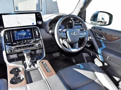 2022 Lexus LX600 SUV Liquid Metal/Black (No.480731) for export from Japan