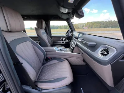 2022 Mercedes-Benz G 400 d AMG Line with Night Package (No.J0597) for export from Japan