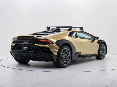 2024 Lamborghini Huracán Sterrato RHD - Oro Elios for export from Japan