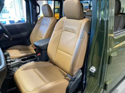 2022 GLADIATOR Rubicon 5 Seater SUV (No.840761) for export from Japan
