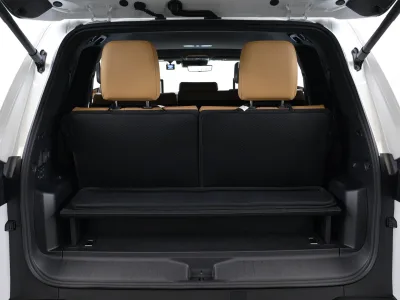 2025 LEXUS LX700h 4WD | SONIC QUARTZ 7 Seater Hybrid for export from Japan